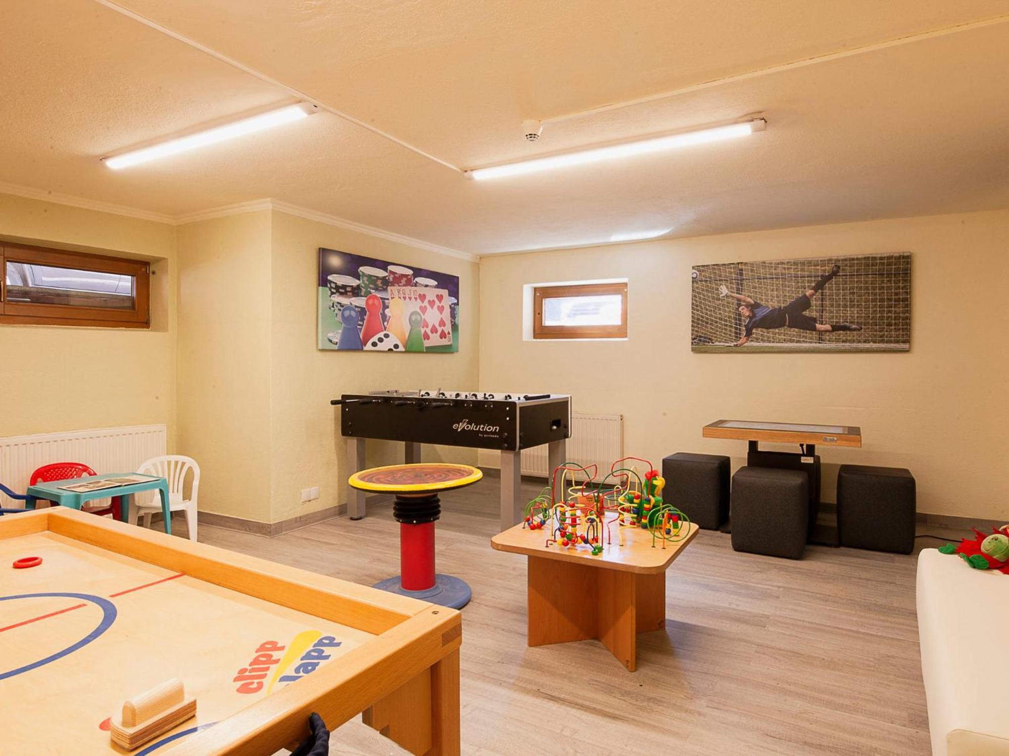 Apartment Falkner-13 By Interhome Oberlaengenfeld ภายนอก รูปภาพ